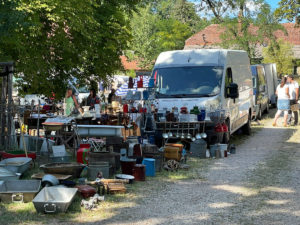 Antikmarkt im Museumsdorf Baruther Glashütte